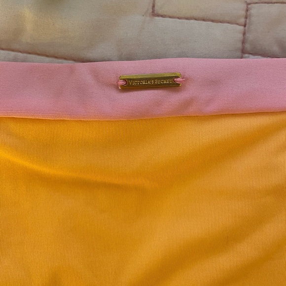 NWOT Victoria’s Secret Bikini - Picture 5 of 8